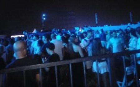 إقبال جماهيرى كبير على حفل أحمد سعد فى مهرجان العلمين الجديدة.. صور