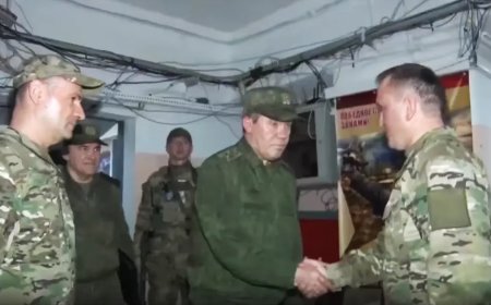 رئيس الأركان الروسي يزور خط المواجهة في أوكرانيا