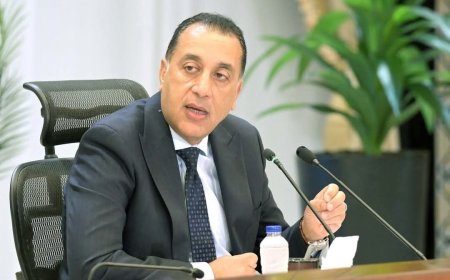 رئيس الوزراء: شددنا على سرعة تنفيذ مشروعات التطوير فى 5 مستشفيات بالقاهرة والجيزة -تحيا مصر - Tahya Misir