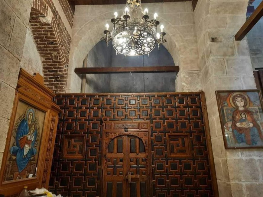 كنائس المنيا تحكى تاريخ الفن المعمارى القديم.. كنيسة دير ابوحنس من القرن السادس شاهدة على الفن البيزنطى والبازلكى.. كنيسة القديس يوحنس القصير ترجع للقرن الخامس.. وقصة دير الجرنوس بمغاغة مع العائلة المقدسة.. صور